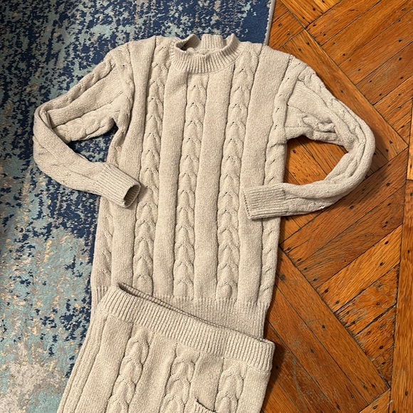 Knit set - Picture 3 of 3